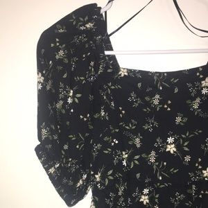 Puff sleeve smocked floral print blouse
